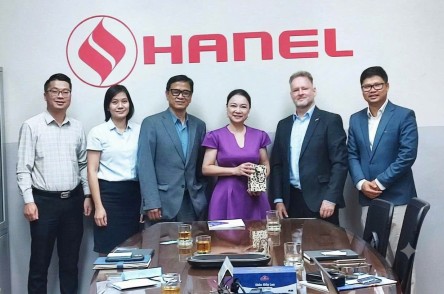 TỔNG GIÁM ĐỐC HANEL LÀM VIỆC VỚI HIỆP HỘI DOANH NGHIỆP NHỎ VÀ VỪA CỦA ĐỨC